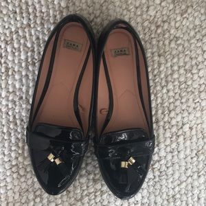 Patent leather tassel loafers